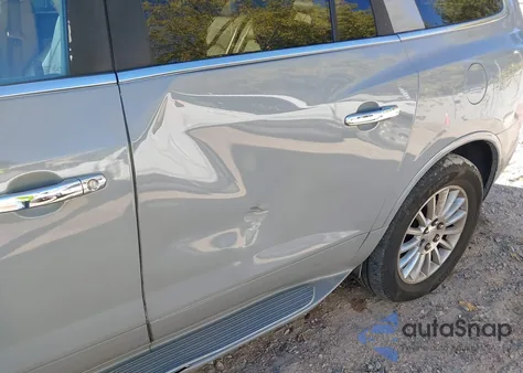 2008 Buick Enclave Cxl z USA, uszkodzony, nr VIN 5GAEV23798J280858